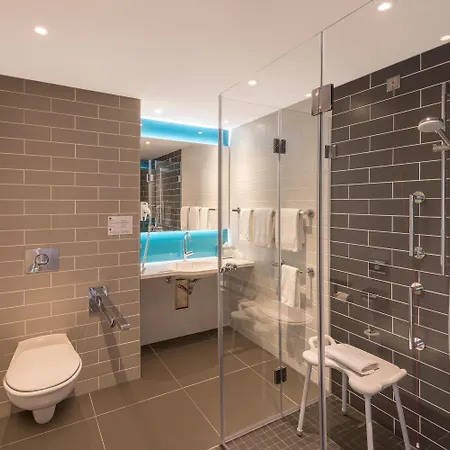 Express Hauptbahnhof, An Ihg