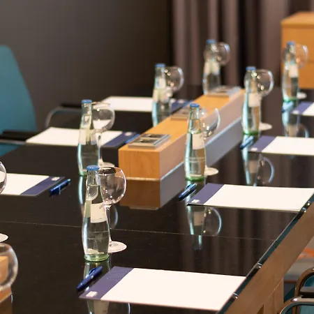 Hotel Express Hauptbahnhof, An Ihg