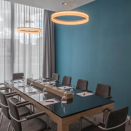 Express Hauptbahnhof, An Ihg Hotel 3*
