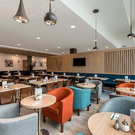 Express Hauptbahnhof, An Ihg