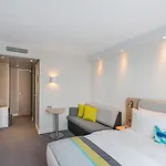 ホテル Express Hauptbahnhof, An Ihg 3*