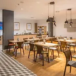 Express Hauptbahnhof, An Ihg ホテル ライプツィヒ