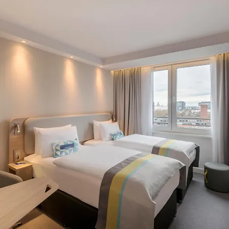 Отель Express Hauptbahnhof, An Ihg Лейпциг