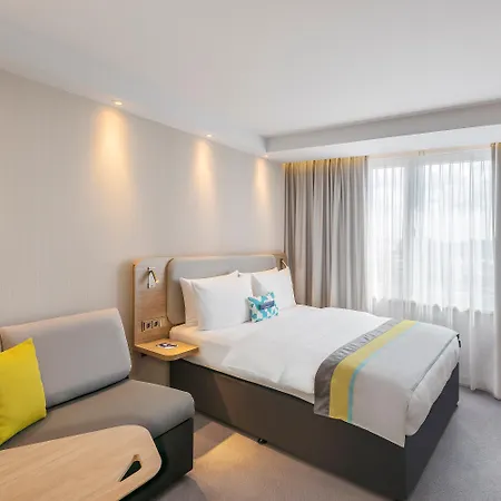 Express Hauptbahnhof, An Ihg 호텔 3*