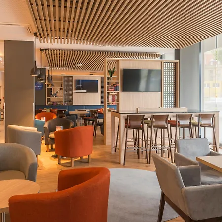Отель Express Hauptbahnhof, An Ihg Лейпциг