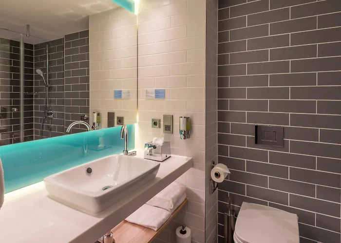 Express Hauptbahnhof, An Ihg 3* 라이프치히