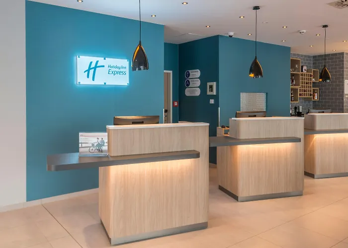 호텔 Express Hauptbahnhof, An Ihg 3*