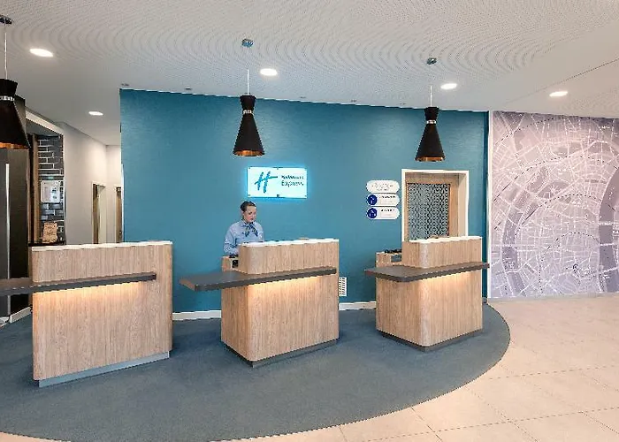 Express Hauptbahnhof, An Ihg 호텔 3*